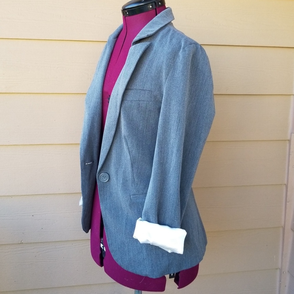 Gray blazer - Picture 6 of 8